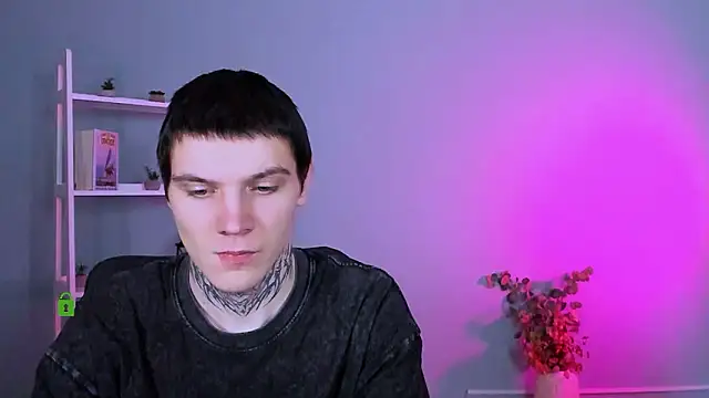 miles candy online show from 02-10-26, 07:51