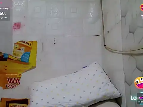 HugeAgatha online show from 05-02-26, 01:16