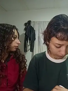 AlexxaAndRileyy online show from 05-30-26, 04:15