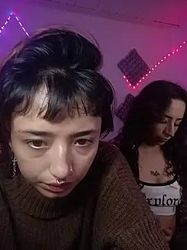 AlexxaAndRileyy online show from 07-16-26, 10:38