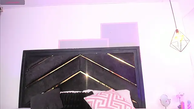 april jones05 online show from 04-17-26, 11:24