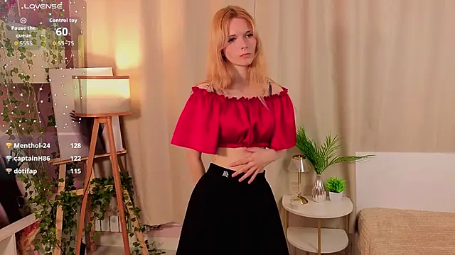 JuanaSumma online show from 04-01-26, 01:41