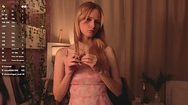 JuanaSumma online show from 04-17-26, 06:05