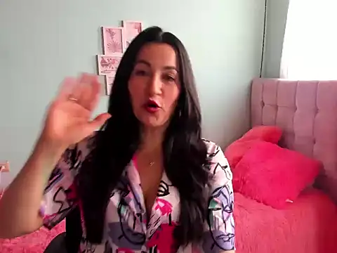 talia mystic online show from 06-06-26, 02:00