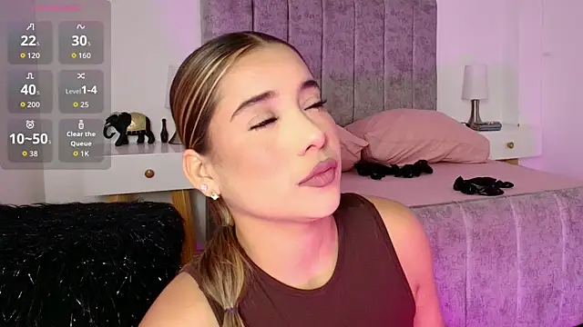 Lucy Carson  online show from 02-20-26, 03:36