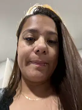 Pretty  Milf online show from 03-12-26, 09:15