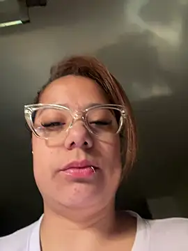 Pretty  Milf online show from 07-11-26, 09:56