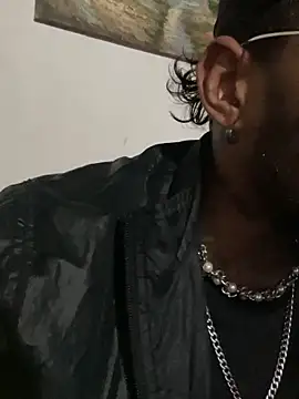 liyamjunior online show from 02-25-26, 05:39