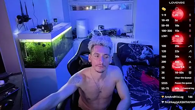 Rayzel White online show from 02-24-26, 01:58