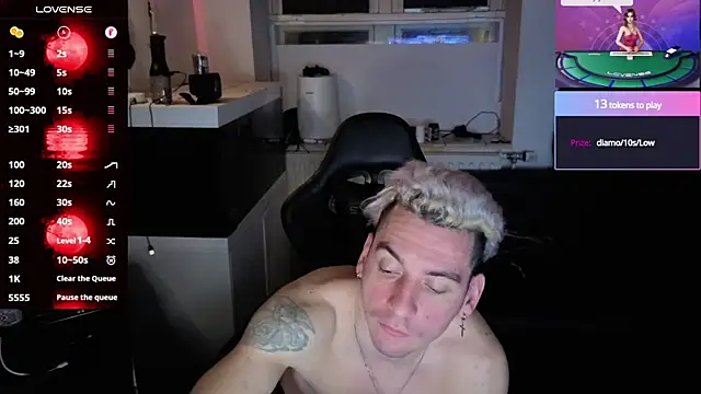 Rayzel White online show from 05-28-26, 10:51