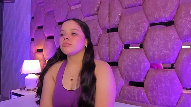 Snapshot of LilyPetite_ chatting on 01-15-26, 04:39 LilyPetite online show from 01-15-26, 04:39