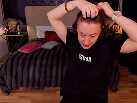 GingerWixxx online show from 02-03-26, 05:38