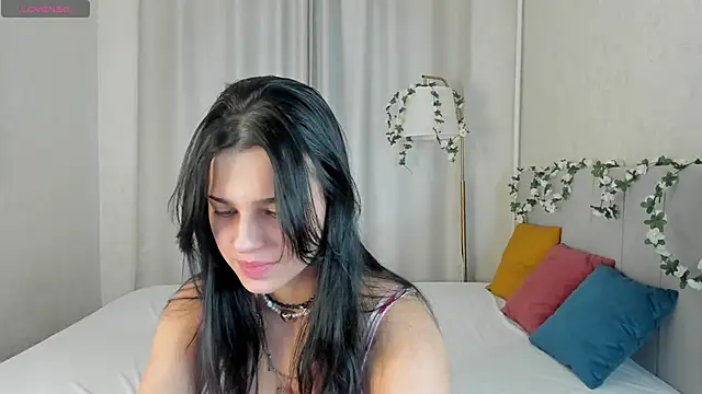 Leslie Wholsh online show from 02-12-26, 02:28