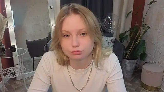 Sweet M1la online show from 03-01-26, 11:45