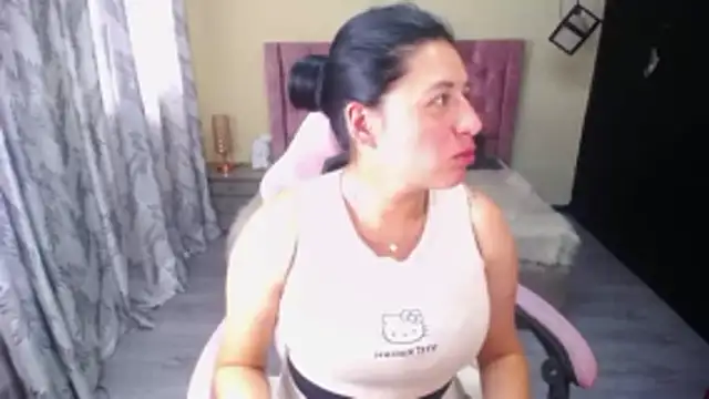 keileen luna online show from 04-21-26, 08:12