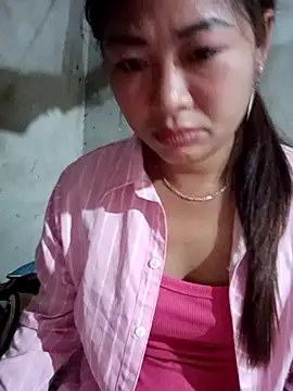 out-lustt online show from 04-19-26, 09:28