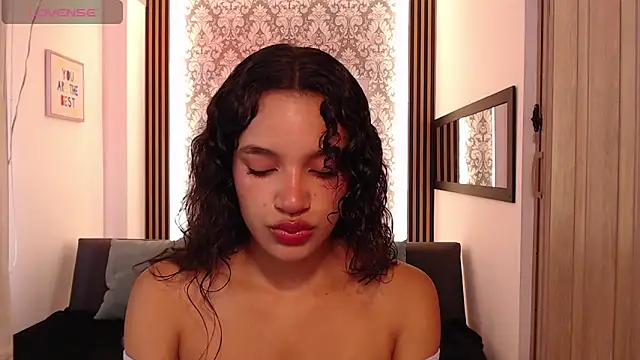 Nyxx Velariia online show from 03-12-26, 02:34