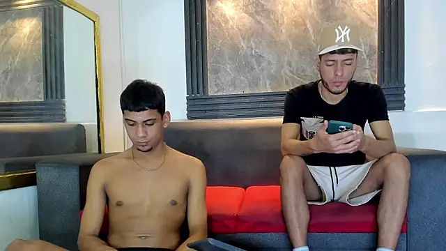 ALEX KEITH26 online show from 04-08-26, 11:59