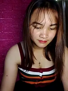 Lisakeem online show from 04-22-26, 03:42