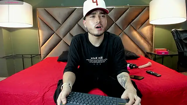 Salvattore Muller online show from 03-19-26, 10:36