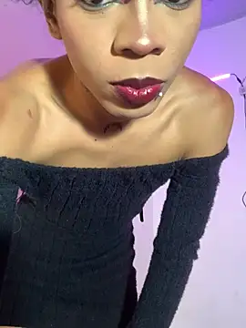 Snapshot of julietha_sexy chatting on 05-16-26, 03:58 julietha sexy online show from 05-16-26, 03:58