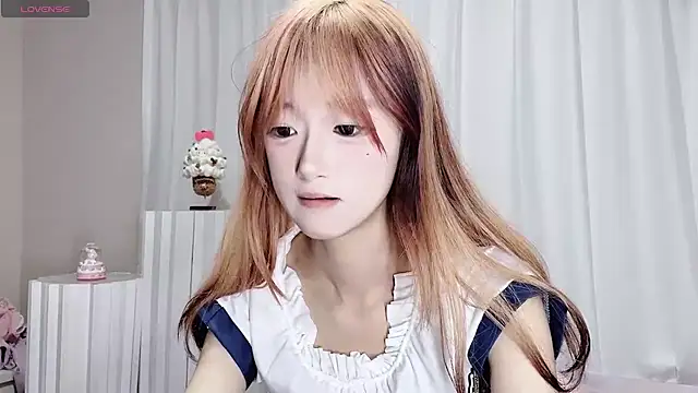 qingqing love2025 online show from 05-27-26, 02:47