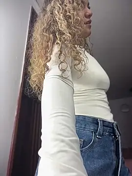 AngelPinkk  online show from 07-28-26, 11:37