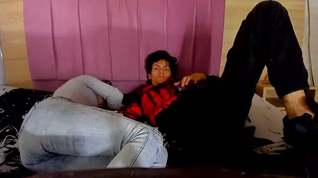 acoralivecm101 online show from 02-10-26, 07:45