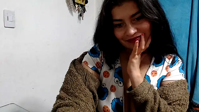 Scarlett Hot69 online show from 03-18-26, 07:22