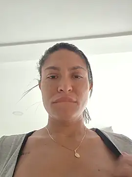 Snapshot of Ina_Jody_ chatting on 07-19-26, 03:49 Ina Jody online show from 07-19-26, 03:49
