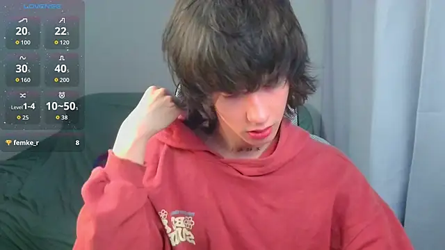LeonBoykisser online show from 07-25-26, 10:13