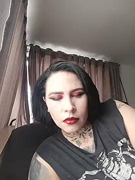 Snapshot of Mistressolivia07 chatting on 05-18-26, 06:03 Mistressolivia07 online show from 05-18-26, 06:03