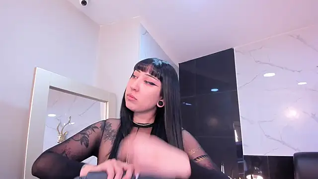 KomiCatt online show from 03-31-26, 01:11