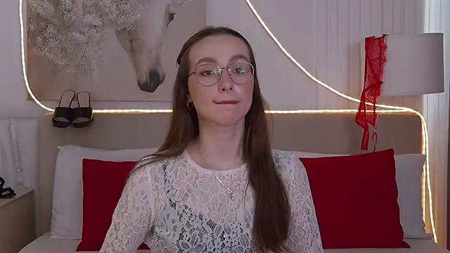 Emily Simon online show from 04-16-26, 05:19