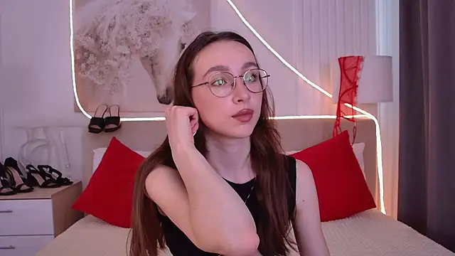 Emily Simon online show from 05-19-26, 05:58