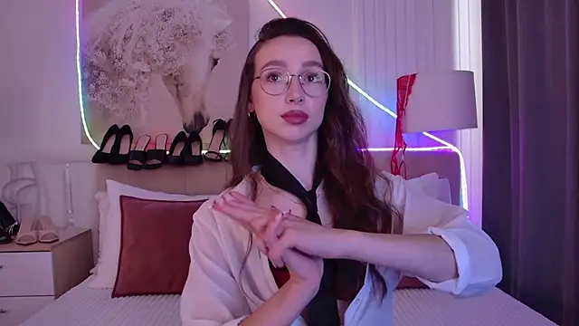 Emily Simon online show from 07-31-26, 05:07