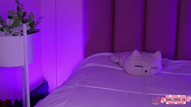 Dolcexx  online show from 02-06-26, 09:29