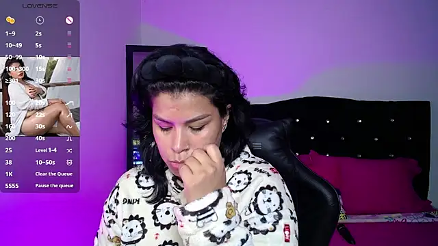 Aurora sanchess online show from 02-19-26, 02:46