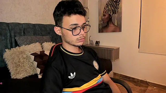 Alhan Twink online show from 06-18-26, 07:52