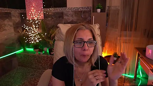 MiaRossy online show from 02-26-26, 12:04