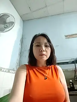 Famrita online show from 02-21-26, 01:06