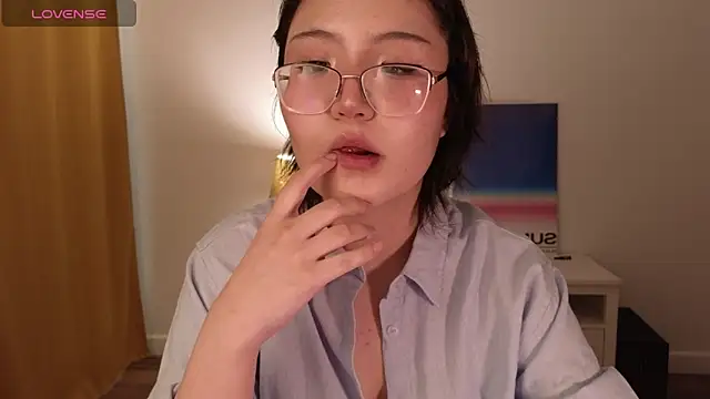 Snapshot of nullgirl chatting on 06-20-26, 02:25 nullgirl online show from 06-20-26, 02:25
