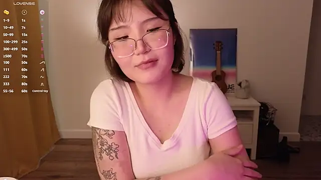 Snapshot of nullgirl chatting on 06-22-26, 02:24 nullgirl online show from 06-22-26, 02:24