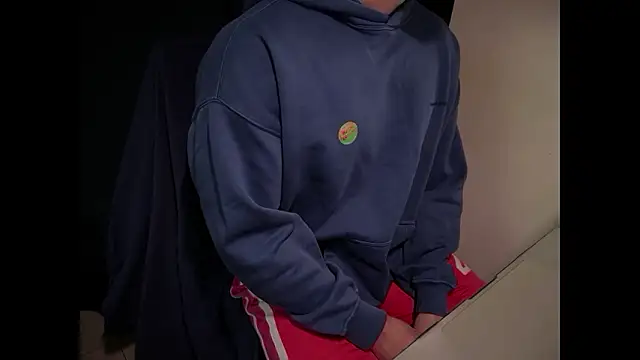 Snapshot of hao105 chatting on 02-11-26, 02:44 hao105 online show from 02-11-26, 02:44