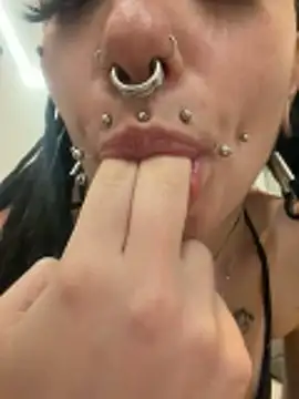 Snapshot of demonLamia chatting on 05-05-26, 08:50 demonLamia online show from 05-05-26, 08:50