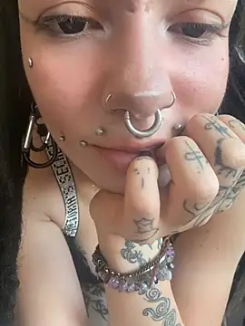 demonLamia online show from 05-25-26, 12:11