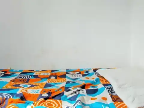 Snapshot of DLC76 chatting on 01-15-26, 06:22 DLC76 online show from 01-15-26, 06:22