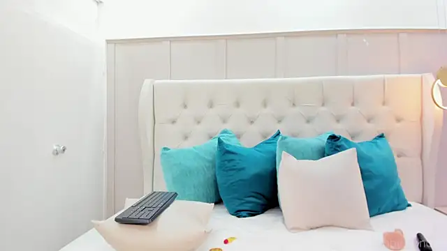 sweet shanaia online show from 05-23-26, 06:56