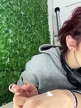 elodie rouge online show from 03-25-26, 11:27