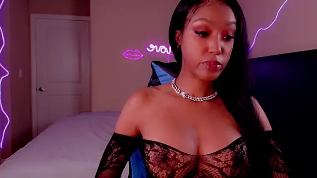 Snapshot of MsChanelCarter chatting on 02-08-26, 07:34 MsChanelCarter online show from 02-08-26, 07:34